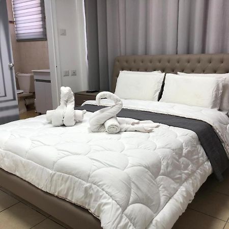 Hotel Room Service Bat Yam Exterior foto