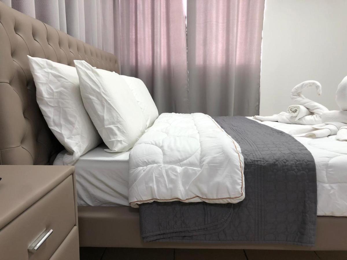 Hotel Room Service Bat Yam Exterior foto