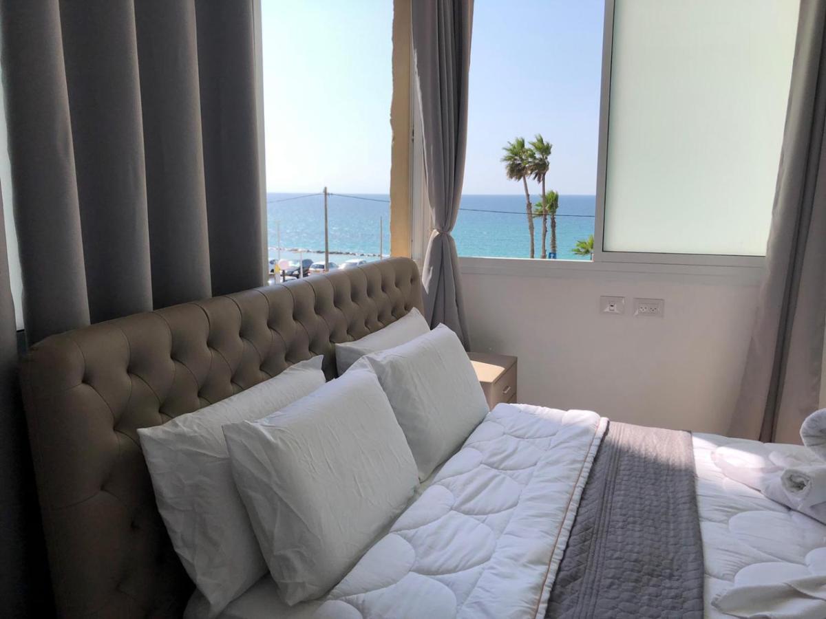 Hotel Room Service Bat Yam Exterior foto