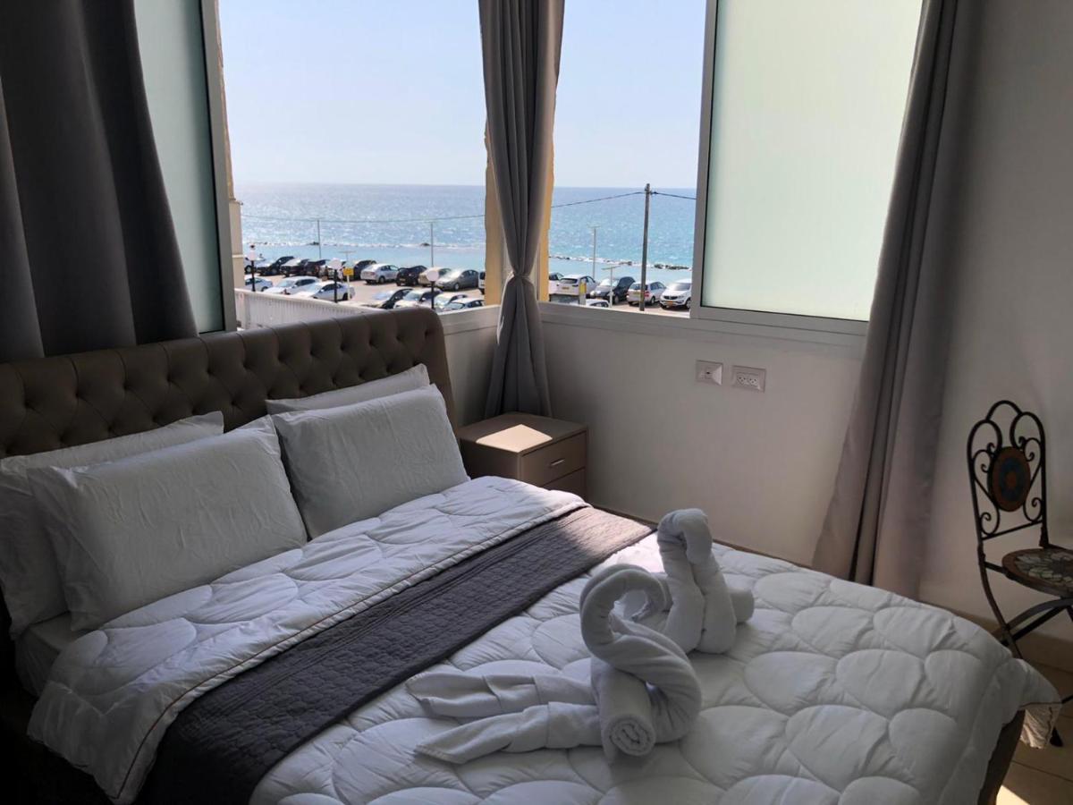 Hotel Room Service Bat Yam Exterior foto
